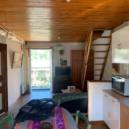 Apartment Joli Dans Maison Ancienne